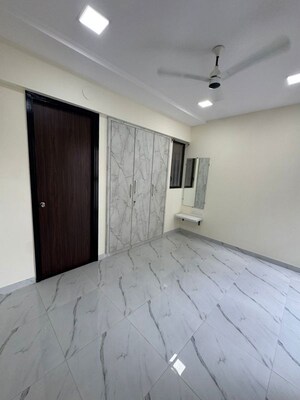 1.5 BHK Apartment For Rent in Lodha Amara, Kolshet Road