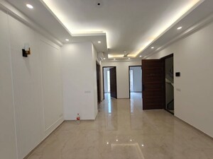 Room in 3 BHK Apartment at Bestech Park View City 1, Sector 48 – for Rent