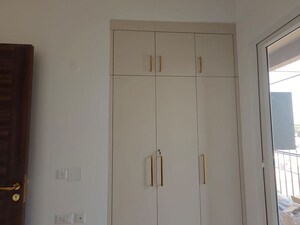 Bathroom in 3 BHK Apartment at Unitech Harmony, Sector 50 – for Rent