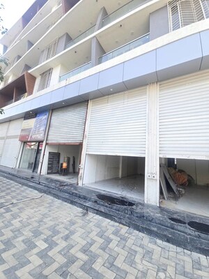  Shop For Rent in SRK Platinum, Wakad