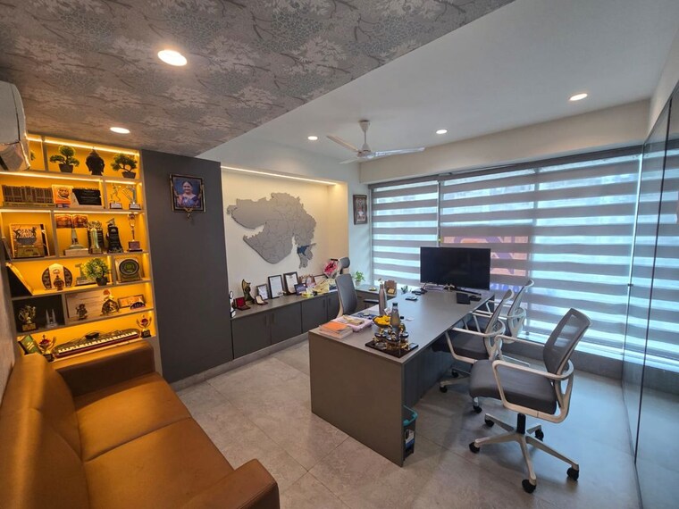 Team Area, piplod Commercial Office Space in IT/SEZ 3000 Sq.Ft. In Piplod Surat 10631403