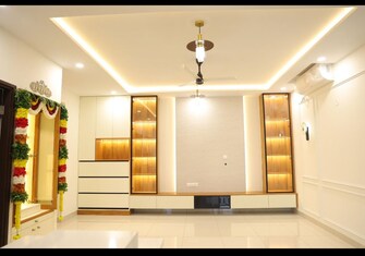 3 BHK +  1800 Sq.Ft. Apartment in Prestige Lakeside Habitat