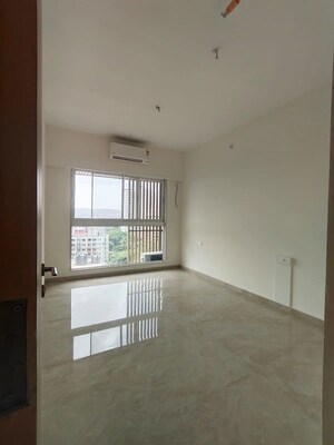 Bedroom in 2 BHK Apartment at Chembur – for Rent