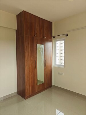 Room in 3 BHK Apartment at TVS Emerald Jardin, Singasandra – for Rent