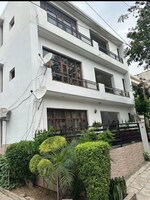 2 BHK + Store Room 300 Sq.Yd. Builder Floor in Sector 38