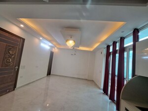 3 BHK Builder Floor For Rent in Sector 7