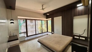 Bedroom in 3 BHK Apartment at Chembur – for Rent
