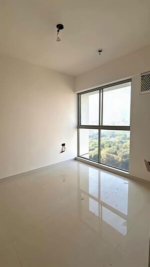 Room in 2 BHK Apartment at Lodha Crown Quality Homes, Majiwada – for Rent