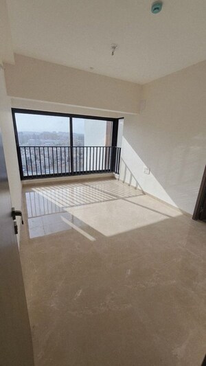 Room in 3.5 BHK Apartment at Duville Riverdale Grove, Kharadi – for Rent