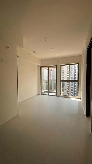 2 BHK Apartment For Rent in Lodha Crown Quality Homes, Majiwada