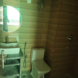 Staircase in 2 BHK Builder Floor at Sector 4 – for Rent