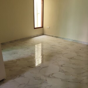 Room in 2 BHK Builder Floor at Sector 4 – for Rent