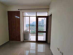 2 BHK Apartment For Rent in Suncity Avenue 102, Sector 102