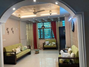 Living Room in 3 BHK Apartment at Jalvayu Towers, Sector 56 – for Rent