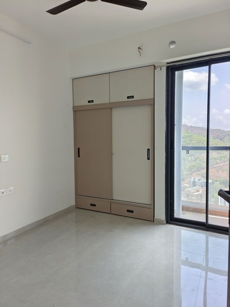 Room, dhamji-shamji-mahavir-spring-tulip-phase-1 3 Bedroom 1000 Sq.Ft. Apartment In Pokhran Road No Two Thane 10631648
