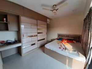 Master Bedroom in 3 BHK Apartment at Indiabulls One Indiabulls Park, New Panvel – for Rent