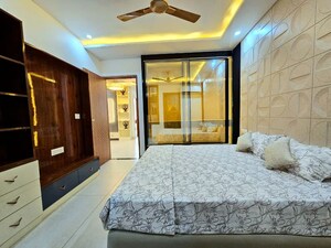 Bedroom in 3 BHK Builder Floor at Aura Homes, Patiala Road – for Rent