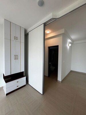 Room in 3 BHK Apartment at Karle Vario Homes, Hebbal – for Rent
