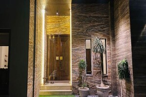 Building Lobby in 6+ BHK Villa at Chattarpur – for Sale