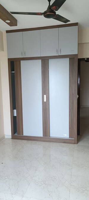 Room in 3 BHK Apartment at GLS Arawali Homes Phase 2, Sohna Sector 4 – for Sale