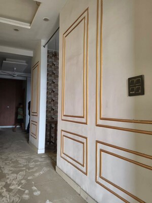 Building Lobby in 4 BHK Builder Floor at Vasundhara Pride, Vasundhara Sector 16 – for Rent