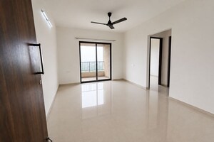 Room in 2 BHK Apartment at Shapoorji Pallonji Joyville Hadapsar Annexe, Hadapsar – for Rent