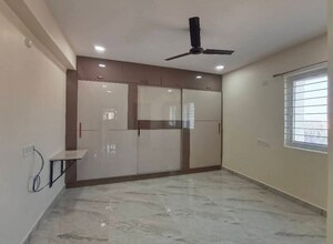 Room in 3 BHK Apartment at Sumadhura Olumpus, Nanakramguda – for Rent