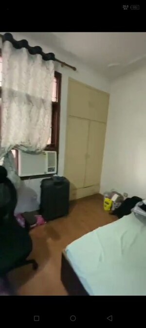 Living Room in 4 BHK Builder Floor at Sector 52 – for Rent