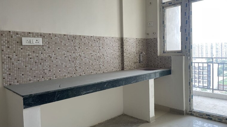 Kitchen, tulsiani-easy-in-homes 2 Bedroom 585 Sq.Ft. Apartment In Sohna Sector 35 Gurgaon 10588425