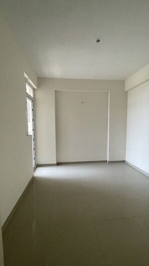 Room in 2 BHK Apartment at Tulsiani Easy In Homes, Sohna Sector 35 – for Rent