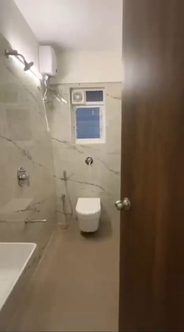 Bathroom, kalpana-chs-tilak-nagar 2.5 Bedroom 715 Sq.Ft. Apartment In Tilak Nagar Mumbai 10631837