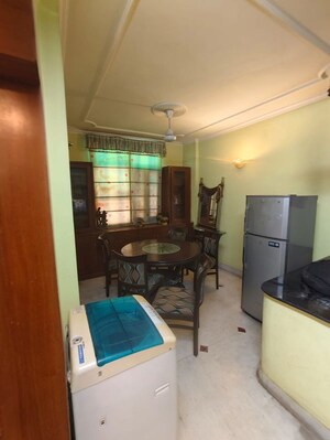 Team Area in 2 BHK Builder Floor at Green Park – for Rent