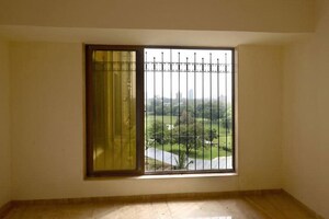 Bedroom in 3 BHK Apartment at Chembur – for Sale