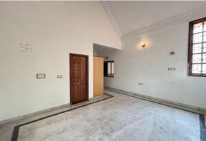 Room in 6 BHK Villa at Dollars Colony – for Sale