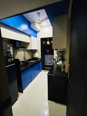 Team Area in 2 BHK Apartment at K Raheja Heights, Malad East – for Rent