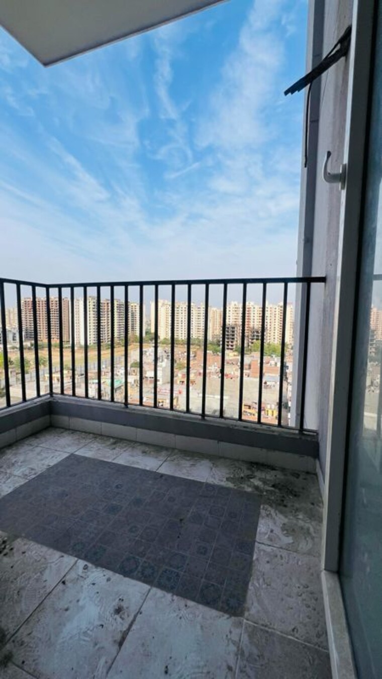 Balcony, bptp-discovery-park 3 Bedroom 1565 Sq.Ft. Apartment In Sector 80 Faridabad 10619841