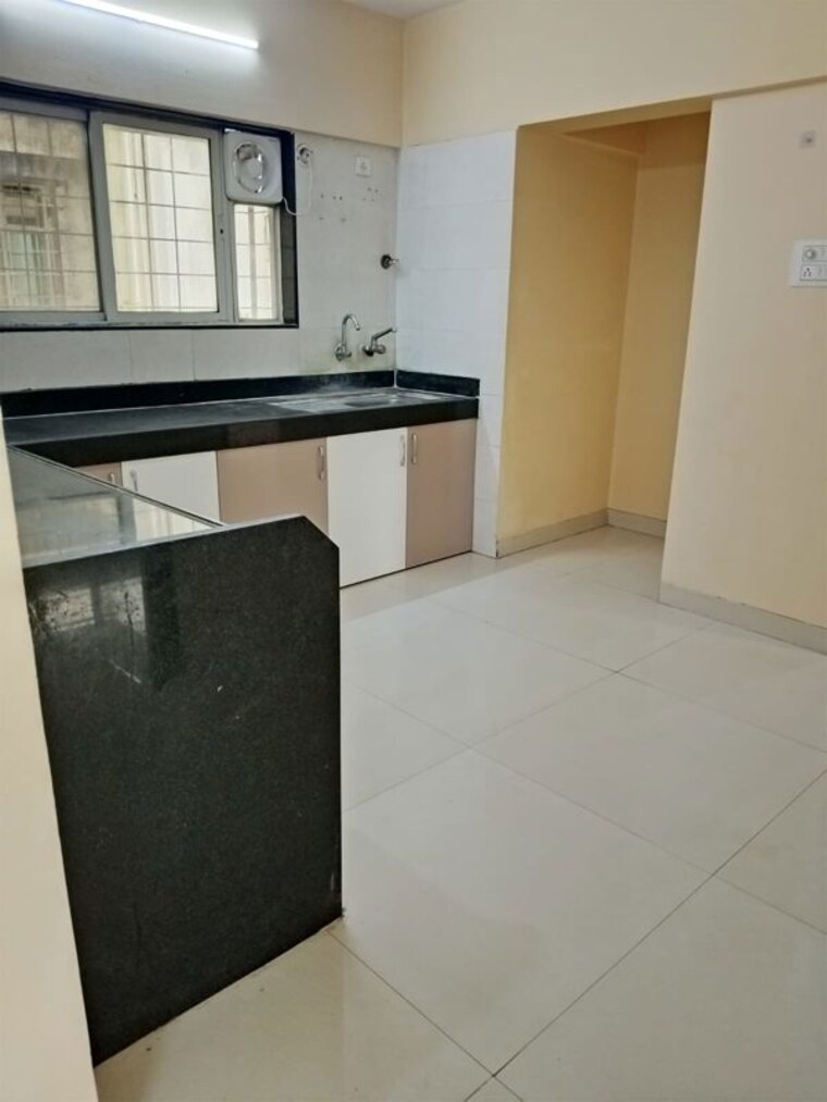 Kitchen, vishwakarma-vedant 3 Bedroom 1500 Sq.Ft. Apartment In Undri Pune 10591648