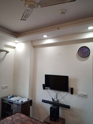 Team Area in 3 BHK Apartment at Nirala Estate, Tech Zone 4 Greater Noida – for Sale