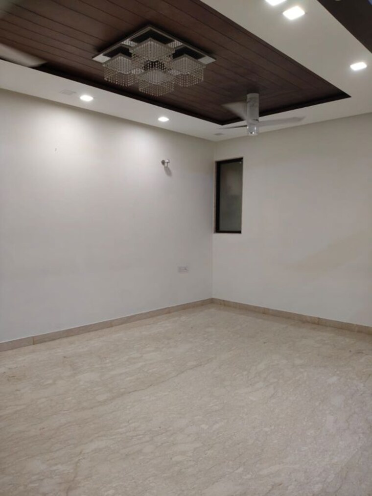 Room, greater kailash i 3 Bedroom 230 Sq.Yd. Builder Floor In Greater Kailash I Delhi 10631973