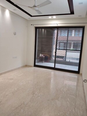 Room in 3 BHK Builder Floor at Greater Kailash I – for Rent