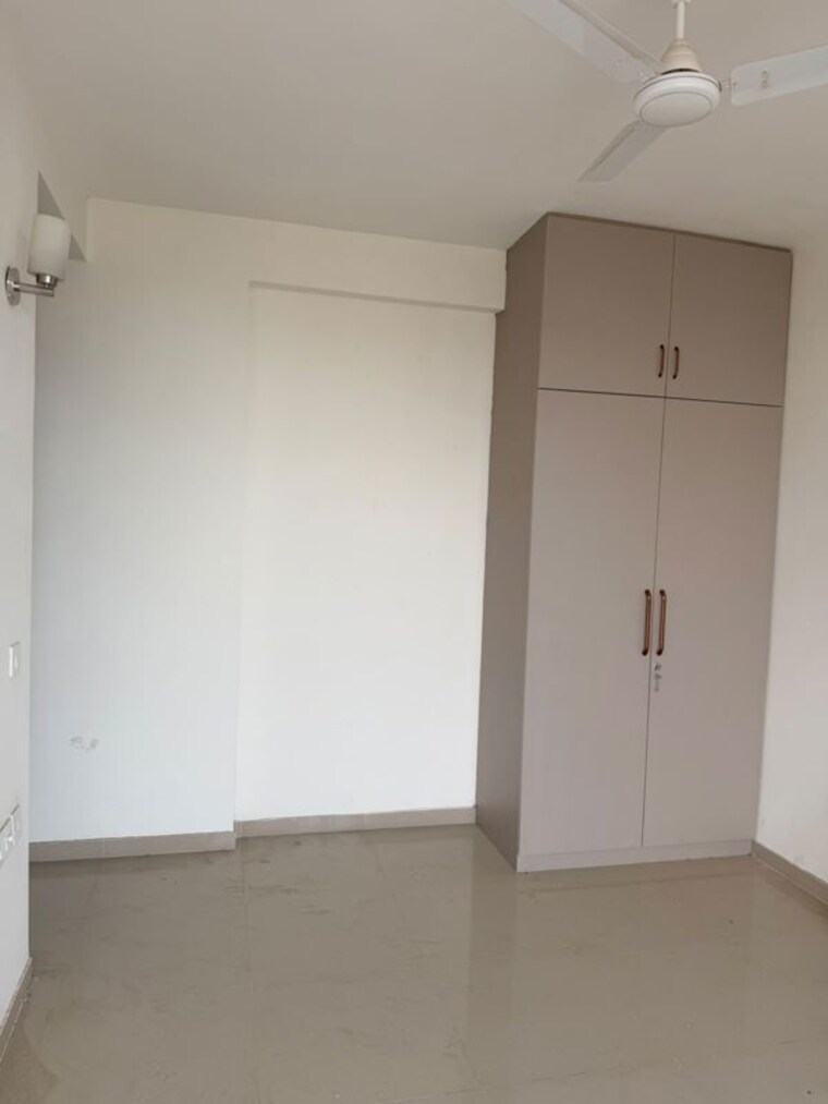 Room, water works 3.5 Bedroom 1700 Sq.Ft. Apartment In Water Works Lucknow 10624647