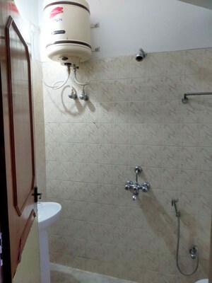 Bathroom in 4 BHK Apartment at Neeladri Mahal, Jayamahal Extn – for Sale