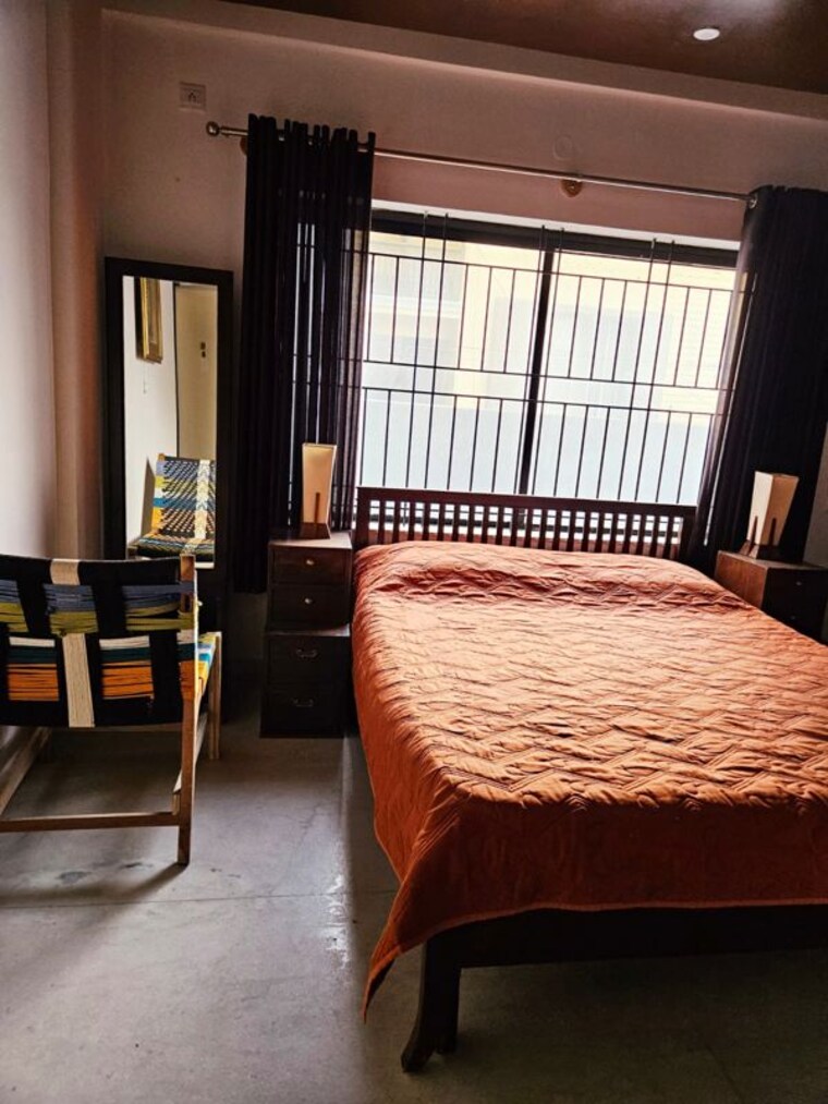 Bedroom, elegant-davis 1 RK 350 Sq.Ft. Apartment In Frazer Town Bangalore 10627367