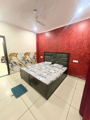 Bedroom in 2 BHK Apartment at Nagla – for Rent