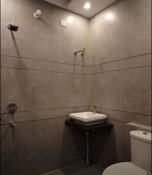 Bathroom in 3 BHK Apartment at Sunshine Enclave, Vip Road – for Rent