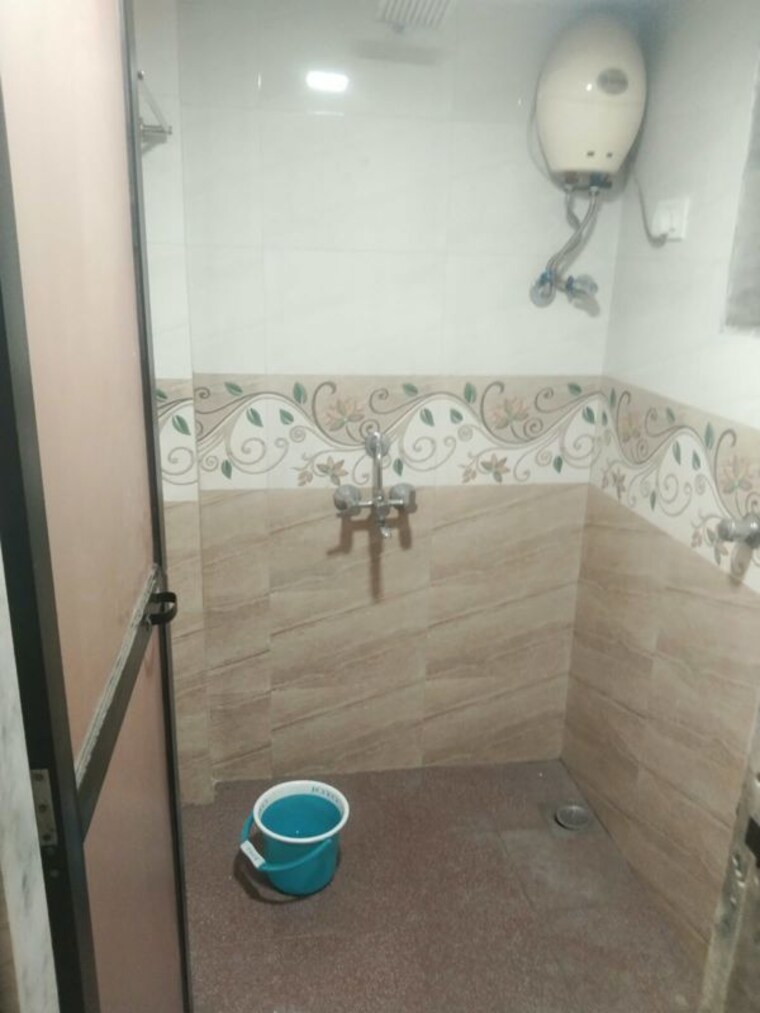 Bathroom, rukmini-plaza 1 Bedroom 655 Sq.Ft. Apartment In Airoli Sector 20 Navi Mumbai 10632050