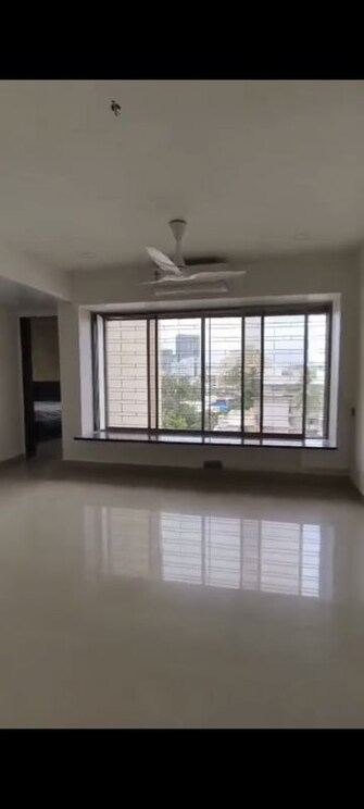 2 BHK 650 Sq.Ft. Apartment in Pushpa Apartment Bandra