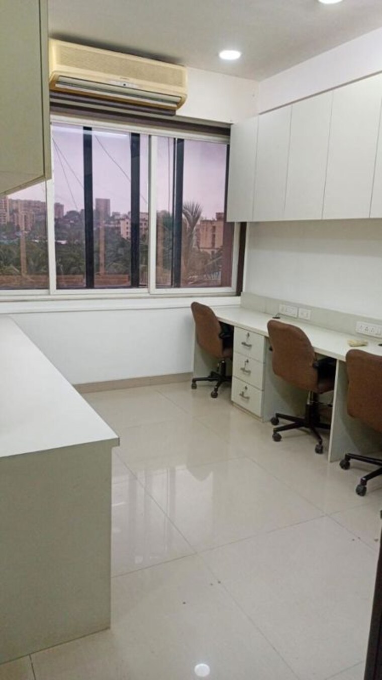 Team Area, peninsula-plaza Commercial Office Space 800 Sq.Ft. In Andheri West Mumbai 10632108