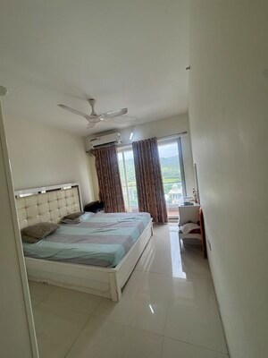 Bedroom in 2 BHK Apartment at Paradise Sai World City Phase 2, New Panvel – for Rent