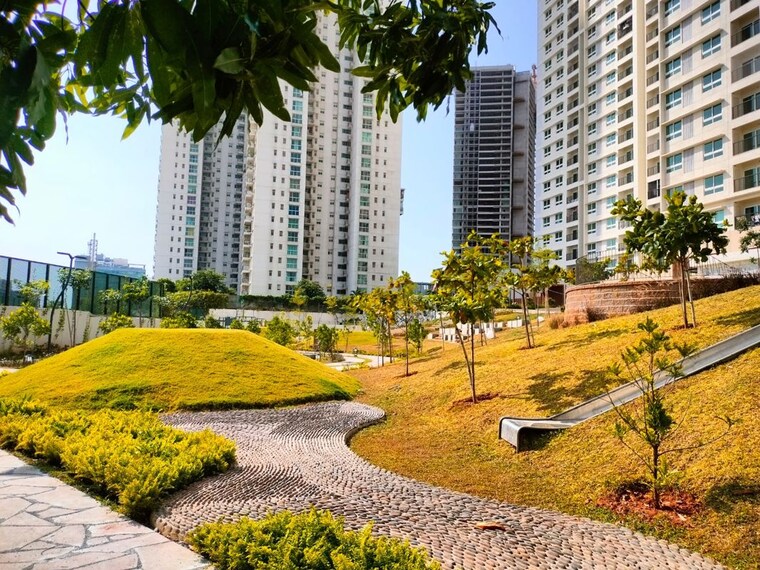 Garden, lgcl-beautiful-world 4 Bedroom 2000 Sq.Ft. Apartment In Hennur Bangalore 10632171